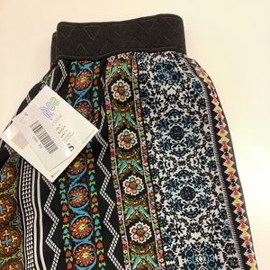 Xs new with tags Lularoe Lola skirt